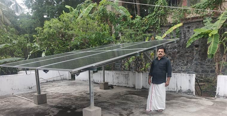 Rooftop array on HDG structure installed by Jasper Solar in Pottakkuzhi, Thiruvananthapuram